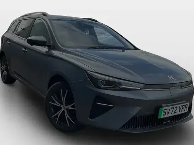 Begagnad MG MG5 EV Trophy 114 kW (156 HK) 2022 Grå Kombi