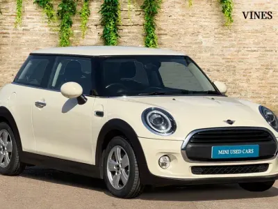 Used Mini ONE Hatch 102 HP (75 kW) 2018 White Hatchback