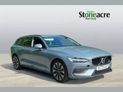 Usado Volvo V60 Core 161 CV (118 kW) 2022 Gris Familiar
