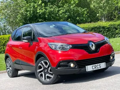 Used Renault Captur Dynamique 90 HP (66 kW) 2017 Red SUV