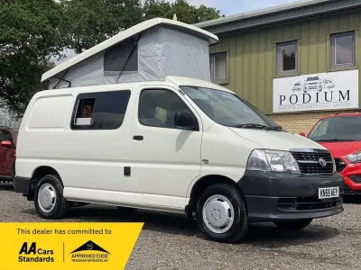 Used Toyota HiAce 95 HP (69 kW) 2009 White Van