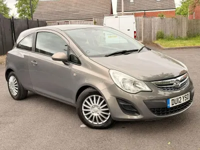 Second-hand Vauxhall Corsa 90 CP (66 kW) 2012 Maro Hatchback