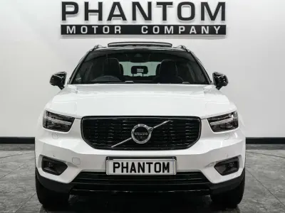 Used Volvo XC40 R-Design 190 HP (139 kW) 2018 White SUV