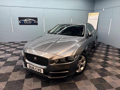 Used Jaguar XE Prestige 180 HP (132 kW) 2016 Grey Sedan