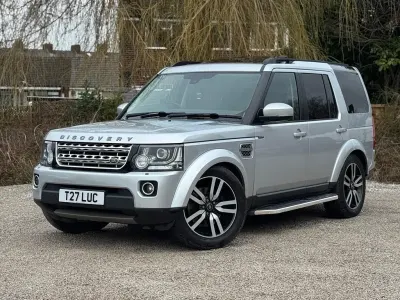 Used Land Rover Discovery 4 HSE Luxury 256 HP (188 kW) 2015 Silver SUV
