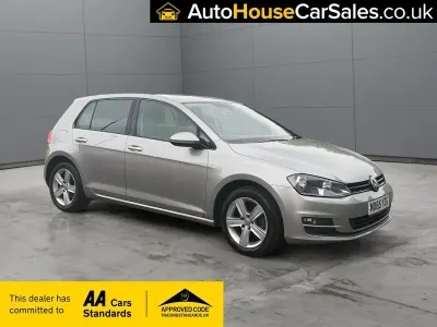 Used VW Golf VII Match 120 HP (88 kW) 2015 Silver Hatchback
