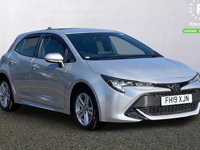 Used Toyota Corolla 116 HP (85 kW) 2019 Silver Hatchback
