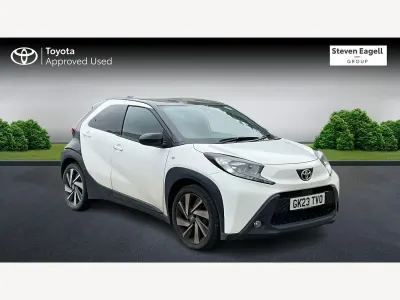 Used Toyota Aygo X 70 HP (51 kW) 2023 White SUV