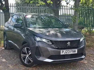 Used Peugeot 3008 Allure+ 131 HP (96 kW) 2023 Grey SUV