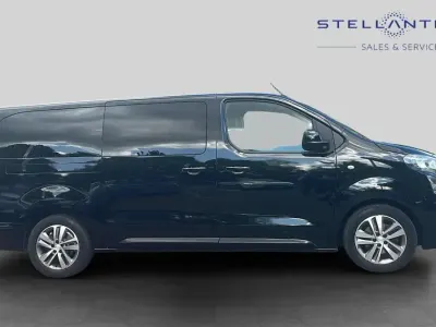 Używany Peugeot Traveller