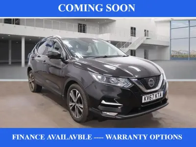 Used Nissan Qashqai N-Connecta 110 HP (80 kW) 2017 Black SUV