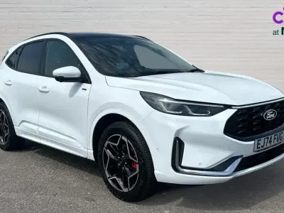 Used Ford Kuga ST-Line X 243 HP (178 kW) 2024 White SUV