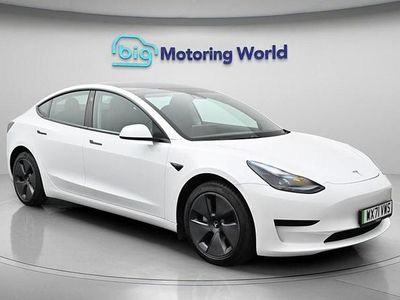 Used Tesla Model 3 Standard Range Plus 177 kW (241 HP) 2021 Sedan