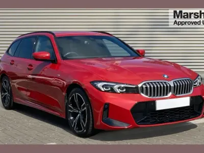 Usado BMW 320e M Sport 187 CV (137 kW) 2022 Rojo Familiar