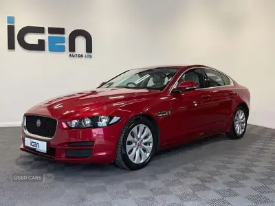 Used Jaguar XE Prestige 163 HP (119 kW) 2017 Red Sedan