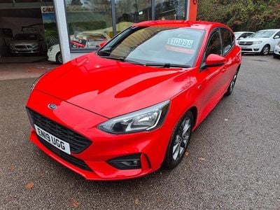 Used Ford Focus ST-Line 125 HP (91 kW) 2019 Red Hatchback