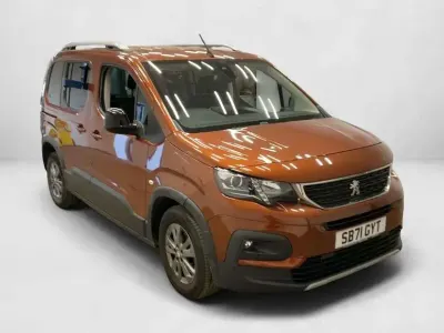 Used Peugeot Rifter Allure 100 HP (73 kW) 2022 Bronze MPV