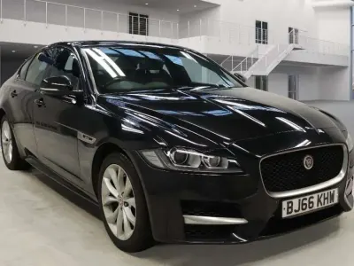 Used Jaguar XF R-Sport 180 HP (132 kW) 2016 Black Sedan