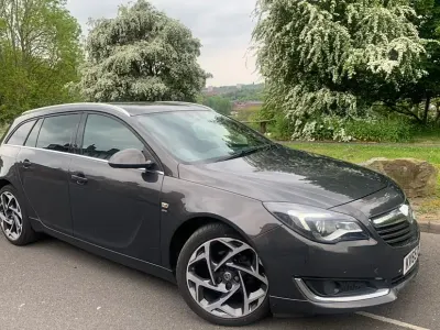 Second-hand Vauxhall Insignia SRi 2016 Gri Break