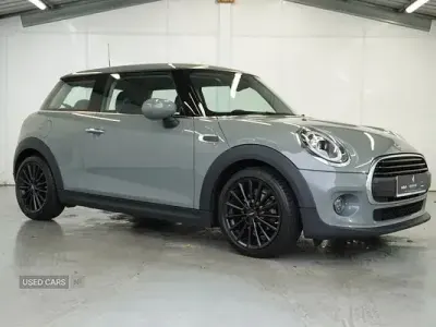 Usado Mini ONE Classic 2019 Gris Utilitario