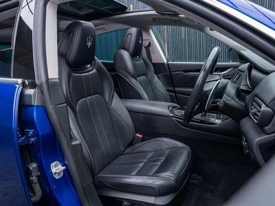 Käytetty Maserati Levante 2020 Sininen Katumaasturi