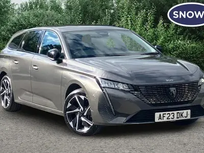 Second-hand Peugeot 308 SW Allure Premium 179 CP (131 kW) 2023 Gri Break