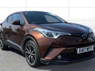 Used Toyota C-HR 122 HP (89 kW) 2017 Brown SUV