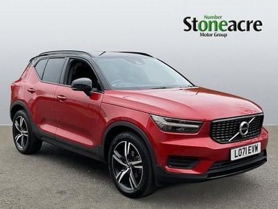 Used Volvo XC40 R-Design 161 HP (118 kW) 2021 Red SUV