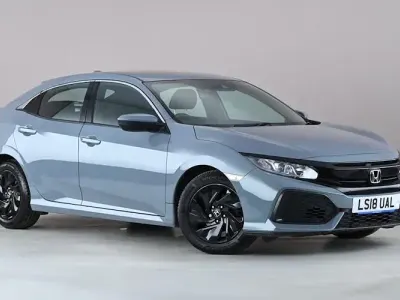 Begagnad Honda Civic SE 129 HK (94 kW) 2018 Grå Halvkombi