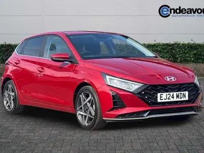 Used Hyundai i20 Ultimate 100 HP (73 kW) 2024 Red Hatchback