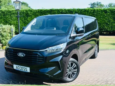 Used Ford Transit Custom Limited 170 HP (125 kW) 2025 Black Van