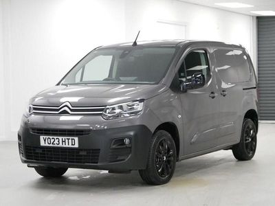 Used Citroën Berlingo 130 HP (95 kW) 2023 Grey MPV