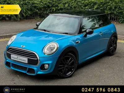 Used Mini John Cooper Works Chili 136 HP (100 kW) 2018 Blue Hatchback
