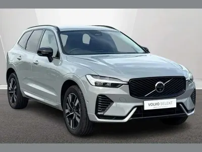Used Volvo XC60 Plus 247 HP (181 kW) 2025 Grey SUV