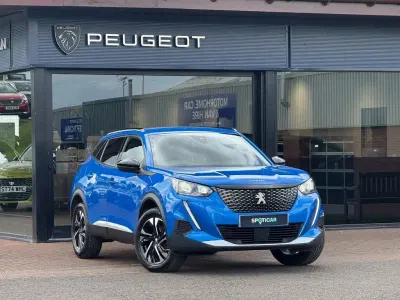 Käytetty Peugeot 2008 Allure+ 2023 Sininen Katumaasturi
