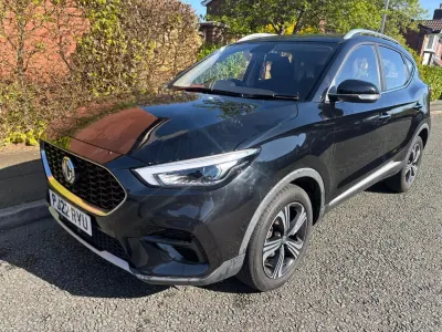 Używany MG ZS Excite 106 KM (77 kW) 2022 Czarny SUV