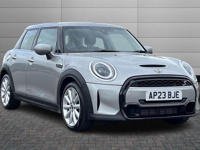 used Mini Cooper S 5-Door HatchClassic 2.0 5dr