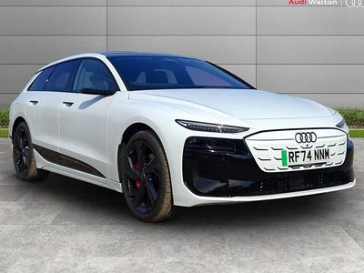 White Used 2025 Audi e-tron Performance SUV | £55,990 (Fair price)