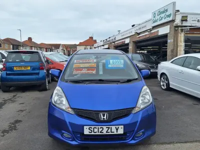 Begagnad Honda Jazz EX 99 HK (72 kW) 2012 Blå Halvkombi