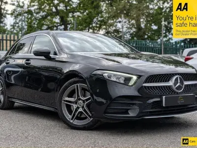 Begagnad Mercedes A250 AMG Line Premium 218 HK (160 kW) 2021 Svart Halvkombi