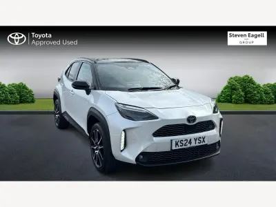 Used Toyota Yaris Hybrid Sport 2024 White/black Hatchback