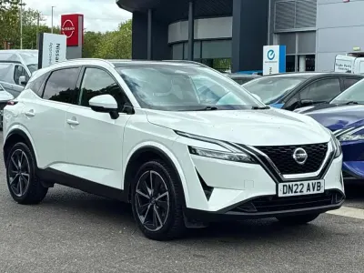 Used Nissan Qashqai Tekna 138 HP (101 kW) 2022 White SUV