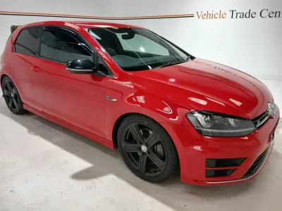 Used VW Golf VII R 2016 Red Hatchback
