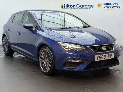 Used Seat Leon FR 130 HP (95 kW) 2019 Blue Hatchback