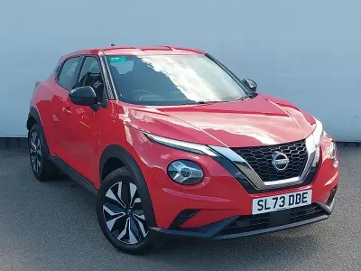 Used Nissan Juke Acenta 114 HP (83 kW) 2023 Red SUV