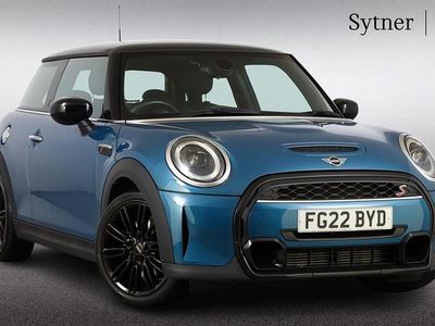 Blue Used 2022 Mini Cooper S Exclusive Hatchback | £19,000 (Fair price)