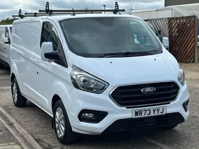 Used Ford Transit Custom Limited 130 HP (95 kW) 2023 White Van