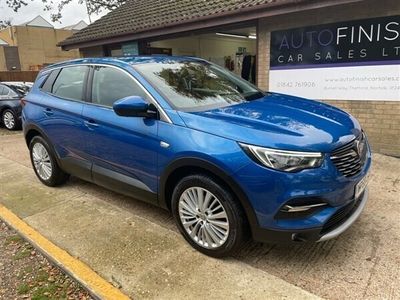 used Vauxhall Grandland X 1.5 TECH LINE NAV S/S 5d AUTO 129 BHP Hatchback