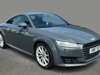 Usado Audi TT Sport 180 CV (132 kW) 2017 Gris Coupe