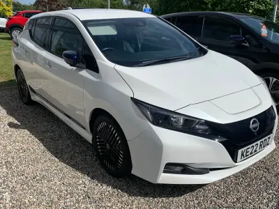 Used Nissan Leaf N-Connecta 110 kW (150 HP) 2022 White Hatchback